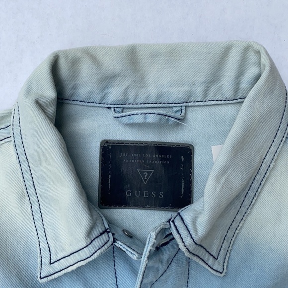New GUESS Women's Denim Jacket SZ S - Picture 2 of 8